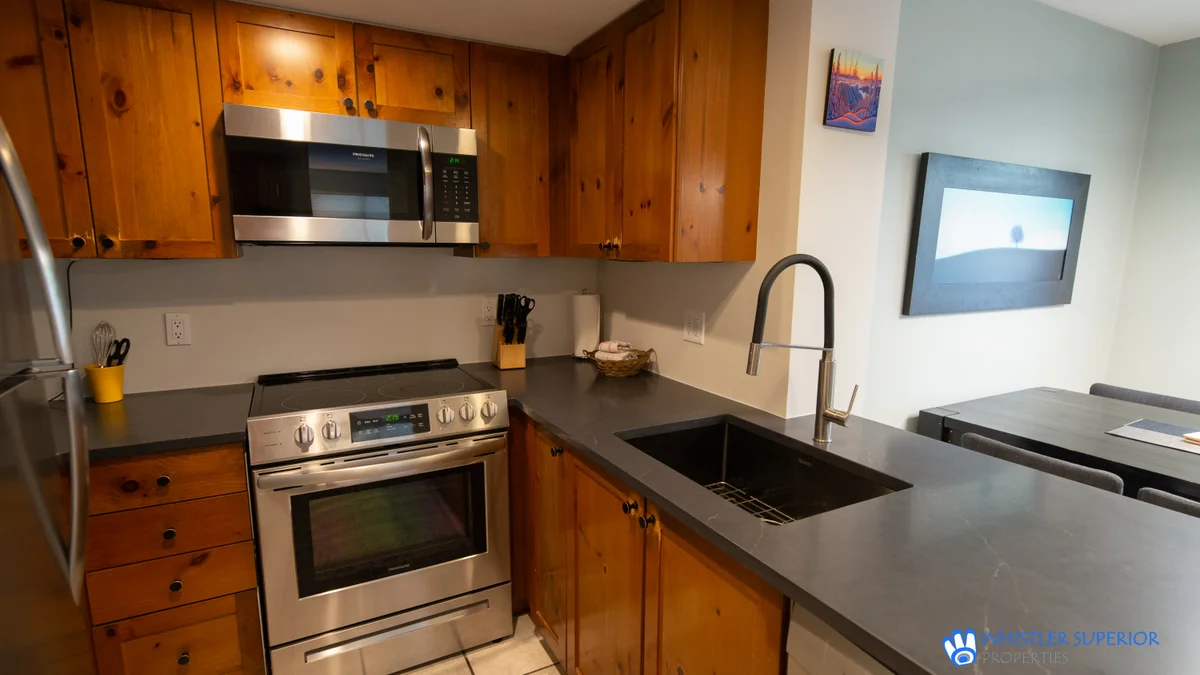 Fully equipped kitchen