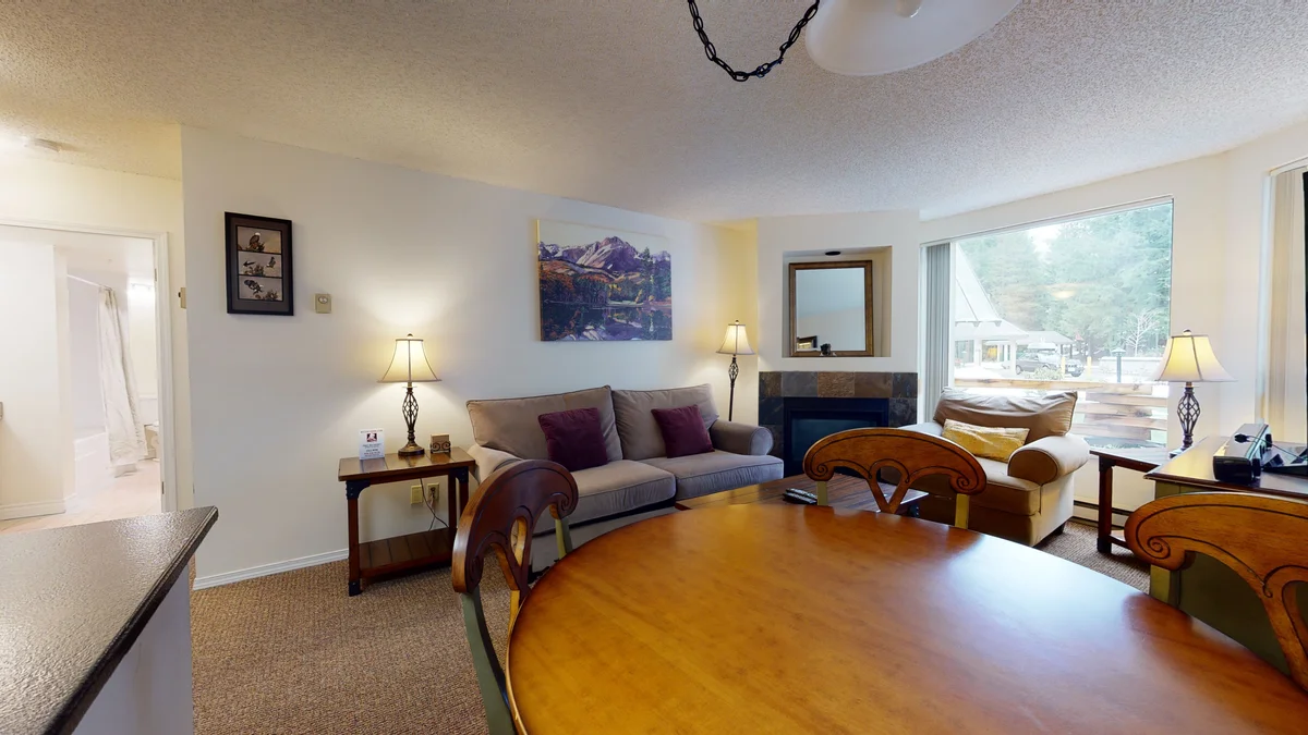 Dining area for four