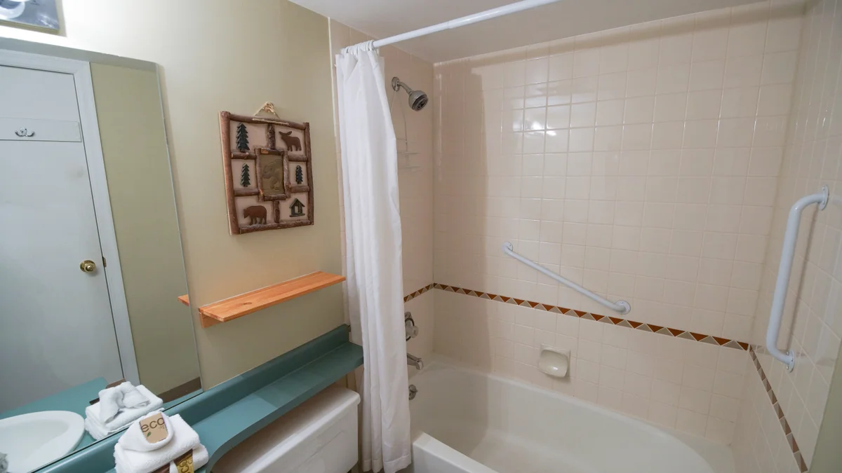 Second bathroom with bathtub