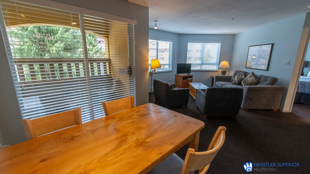 Dining area for four