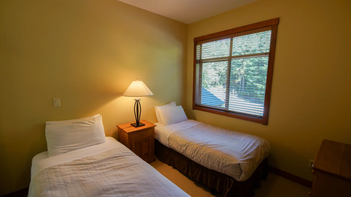 Second twin bedroom