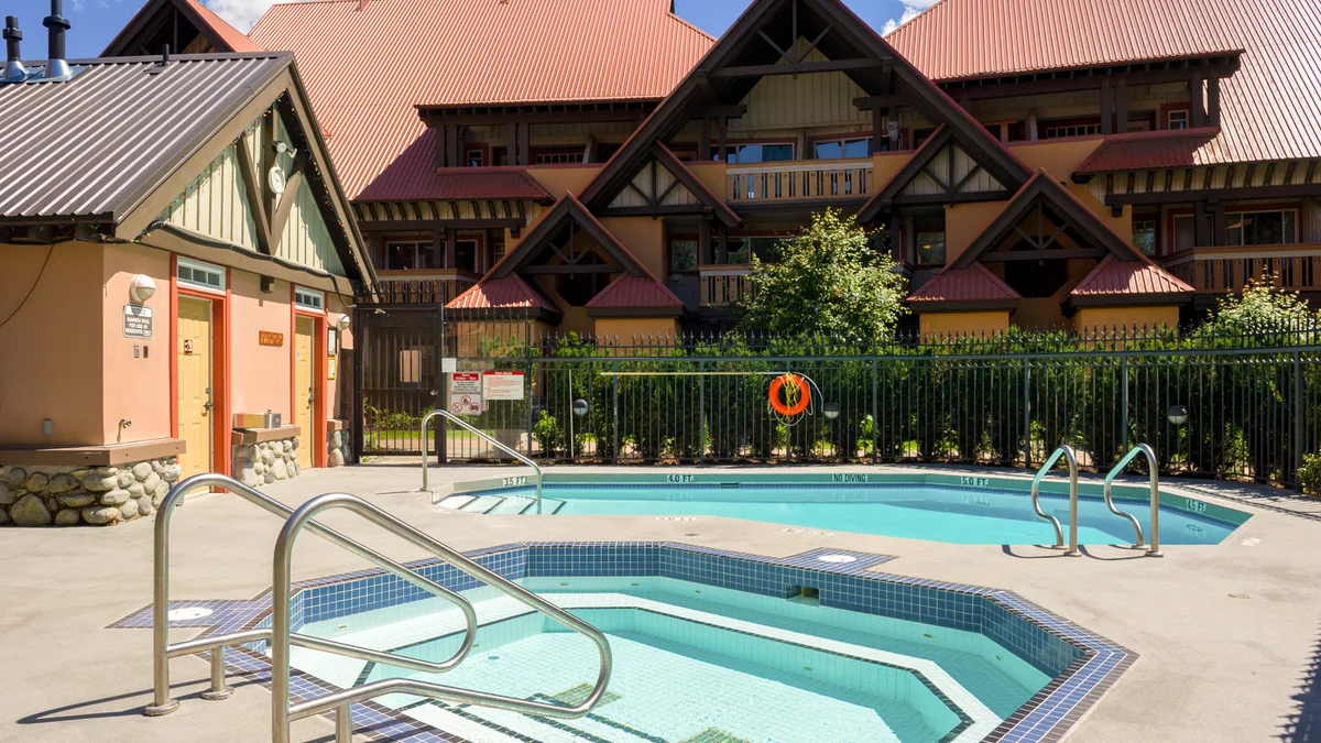 Common area pool and hot tub