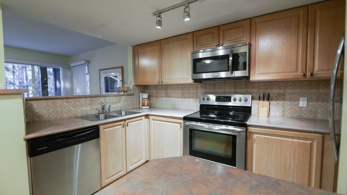 Fully equipped kitchen