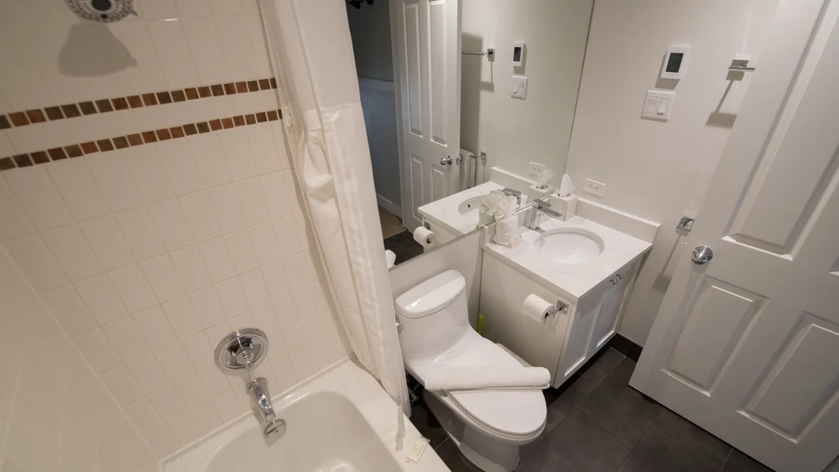 Main Washroom