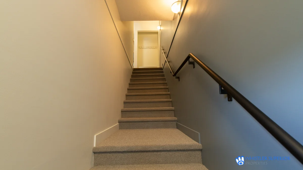 Granite Court #206