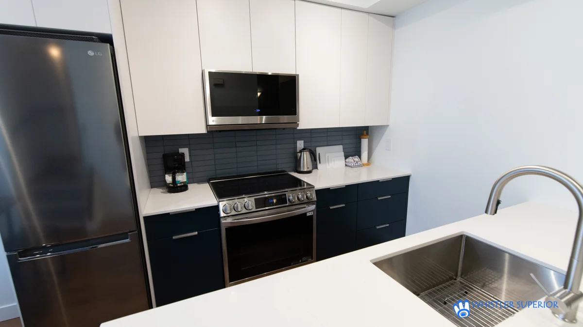 Granite Court #206