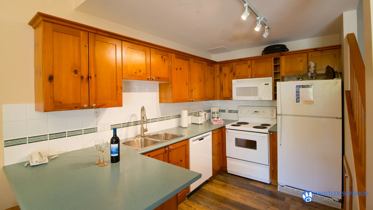 Fully equipped kitchen