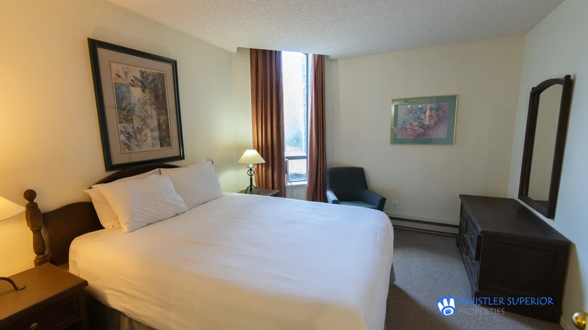 Bright bedroom with Queen bed